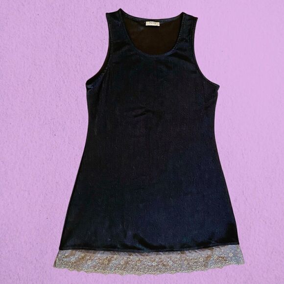 Vintage 90’s little black mini dress lace hem - Picture 6 of 11
